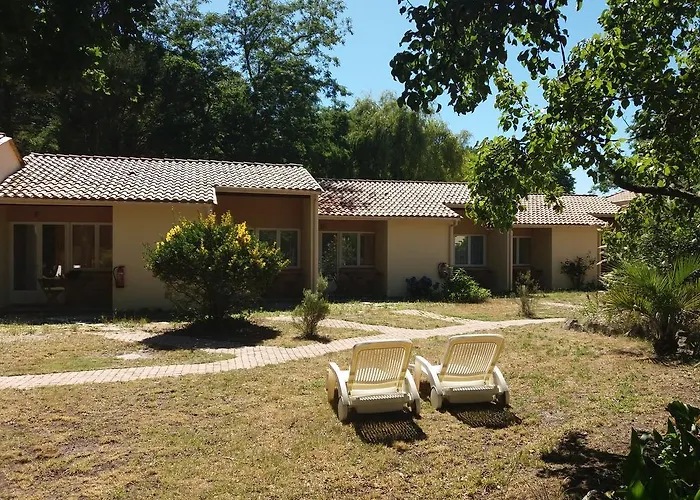 Acacias Hôtel Motel